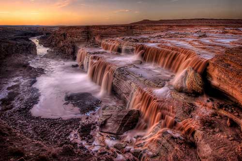 https://www.northernedgecasino.com/wp-content/uploads/2022/04/attractions-grand-falls.jpg